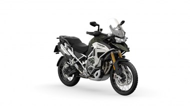 Tiger-1200-Rally-Explorer_MY22_Matt-Khaki_Angle-RHS