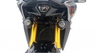 GSXS1000GX_fog_light_1__1745587554_768