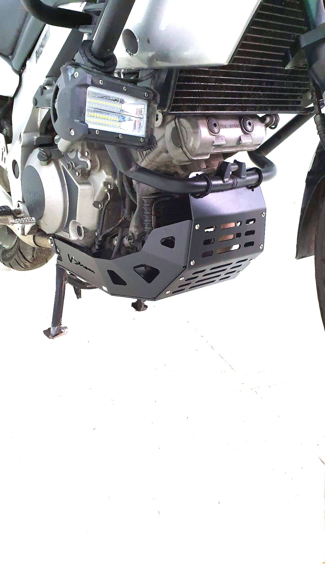 Skid Plate For Suzuki V-strom Dl1000 2002-2012 For Sale P3 Carbon